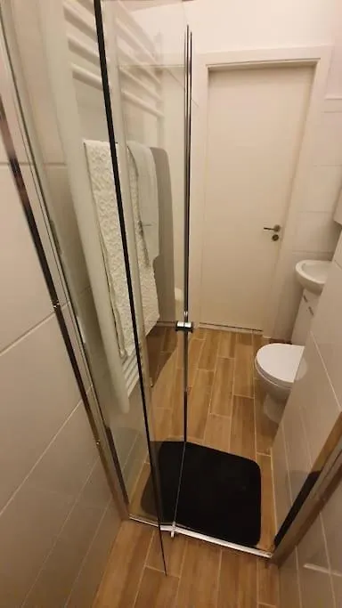 Violet Apartment With Air Condition Budapest